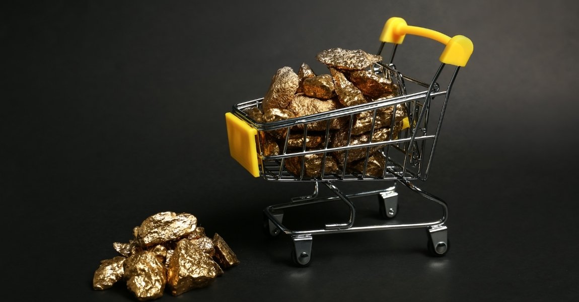 gold nuggets in a cart